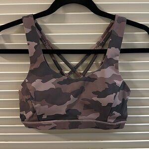 Lululemon Free to be Serene Bra